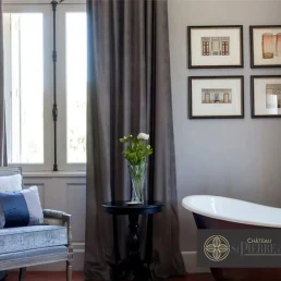 Chateau Saint Pierre De Serjac, hotel & luxury self-catering estate, Puissalicon, Franţa